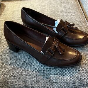 Naturalizer Women’s  Brown Leather Tassle Loafers low block heel Size 9.5 NEW